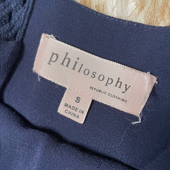 Philosophy bar back perforated shoulder tank top - Picture 5 of 6